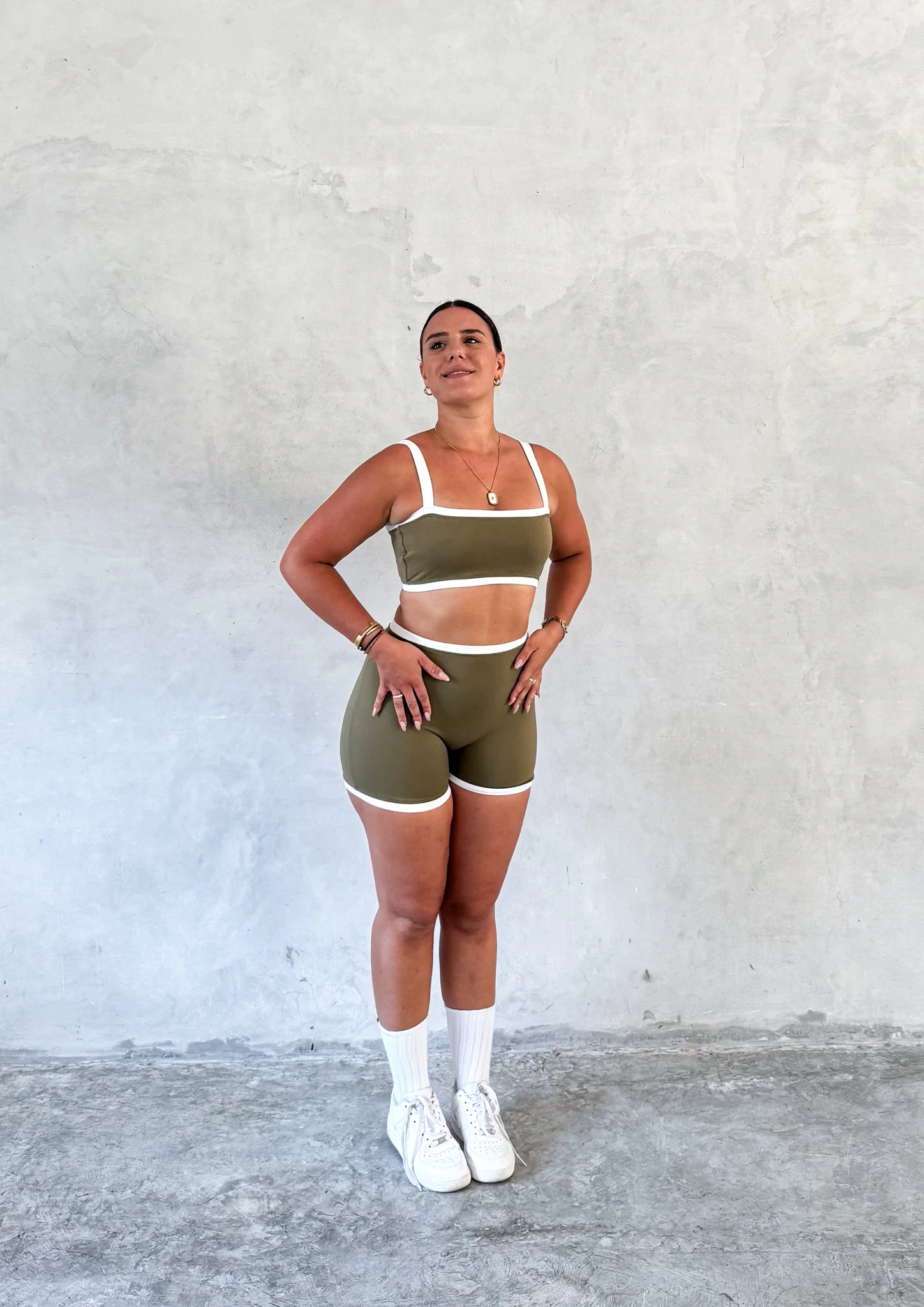 Two Tone Eos Bra In Olive Green - Image 10